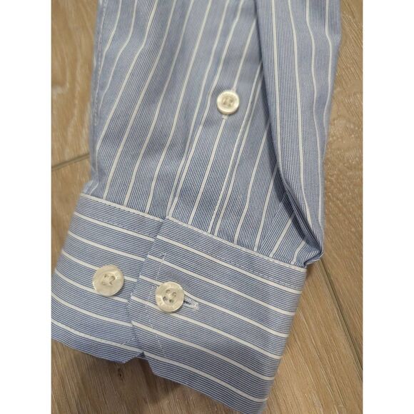 Duluth Trading Wrinklefighter Button-Down Shirt Women's 1X Blue White Pinstripe - Picture 11 of 16